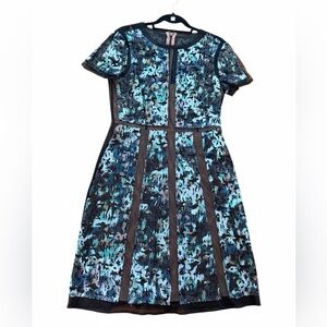 BCBG A-Line Short Sleeve Blue Abstract Print Dress